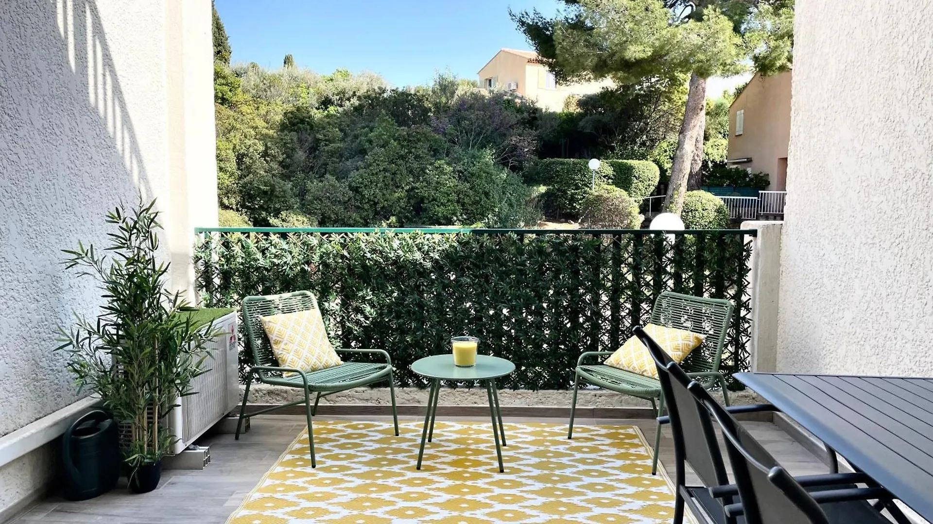 Studio 110 Grande Terrasse Proche Mer Bandol 0*,  Francie